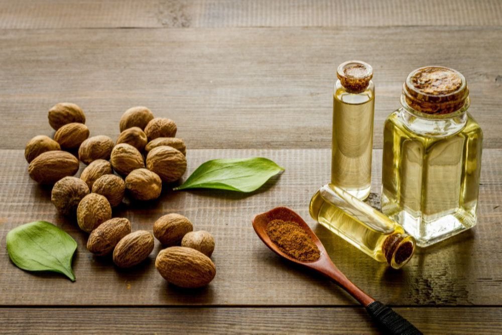 Nutmeg Oil Benefits for Kidneys, Liver, Appetite, and Bad Breath